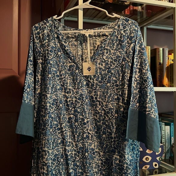 Pomegranate Blue Bird Caftan - Picture 2 of 6